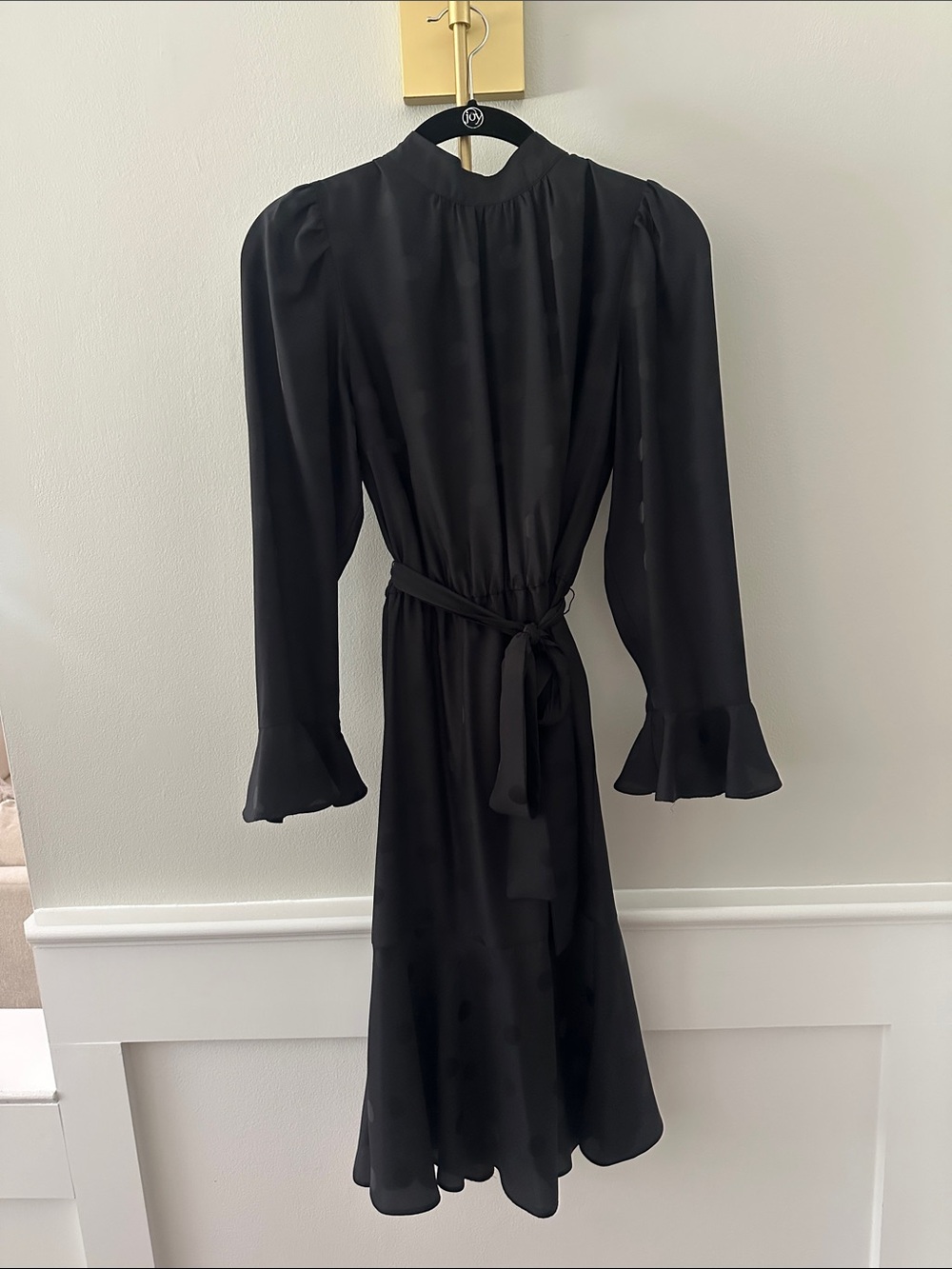 Ann Taylor Black Long-Sleeve Ruffle Cuff Tie-Waist Midi Dress